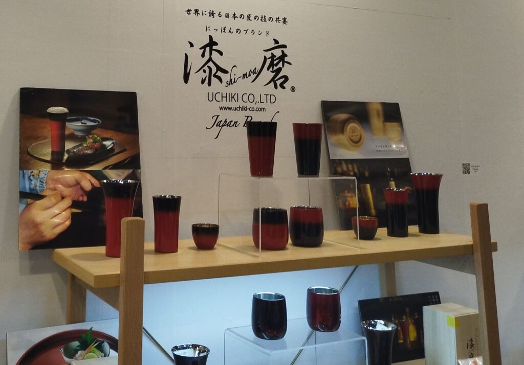 IMG_202309ギフトショーB - For people on the Frontline of Serving Foreign Customers!