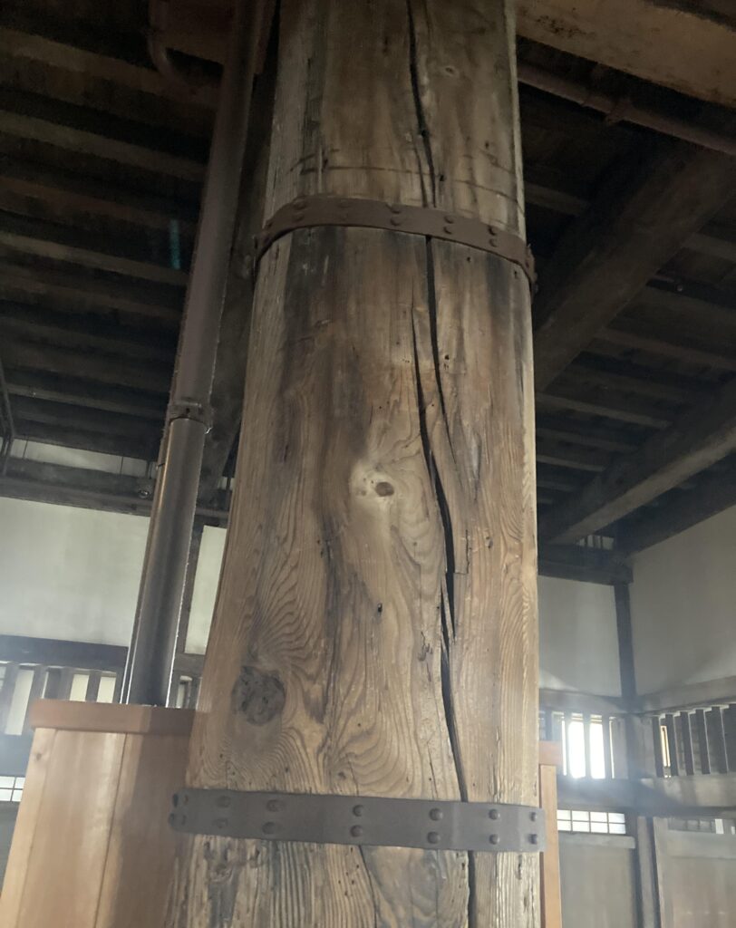 柱と梁は英語で何？建物の構造を表す英語表現16選｜音声付き・通訳ガイド必見 - インバウンドビジネス最前線の方々へ！AIの上に立つ情報収集をアシスト