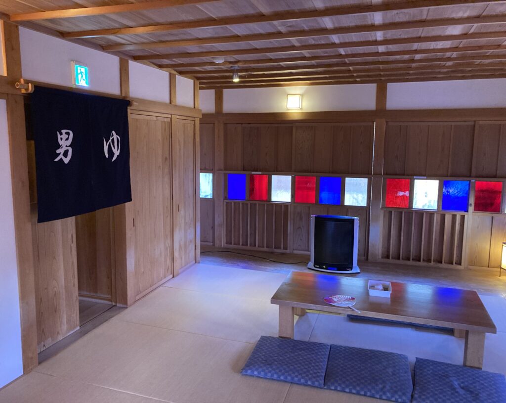 IMG_9817 - For people on the Frontline of Serving Foreign Customers!