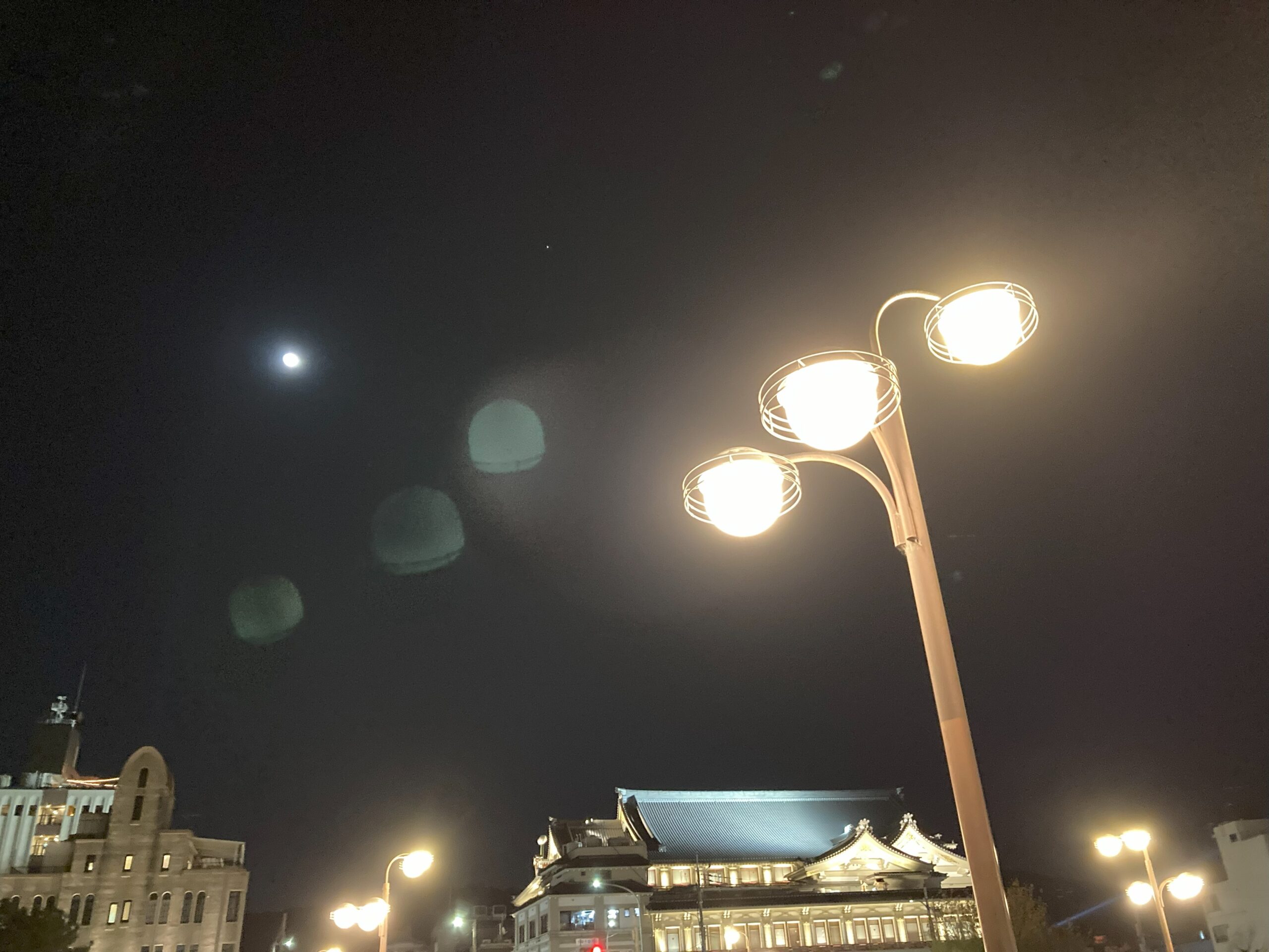 Break outの意味は？「勃発・脱出・分担・ブレイク」最頻出6用法を音声付き解説 -  インバウンドビジネス最前線の方々へ！AIの上に立つ情報収集をアシスト