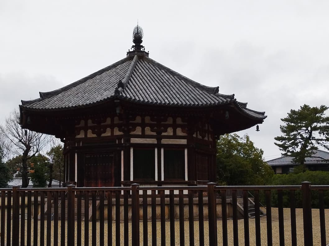 北円堂の屋根