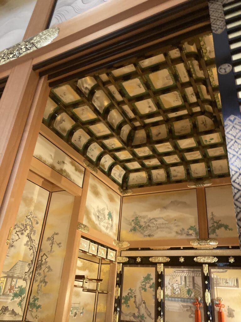 nagoya castle - インバウンドビジネス最前線の方々へ!AIの上に立つ情報収集をアシスト