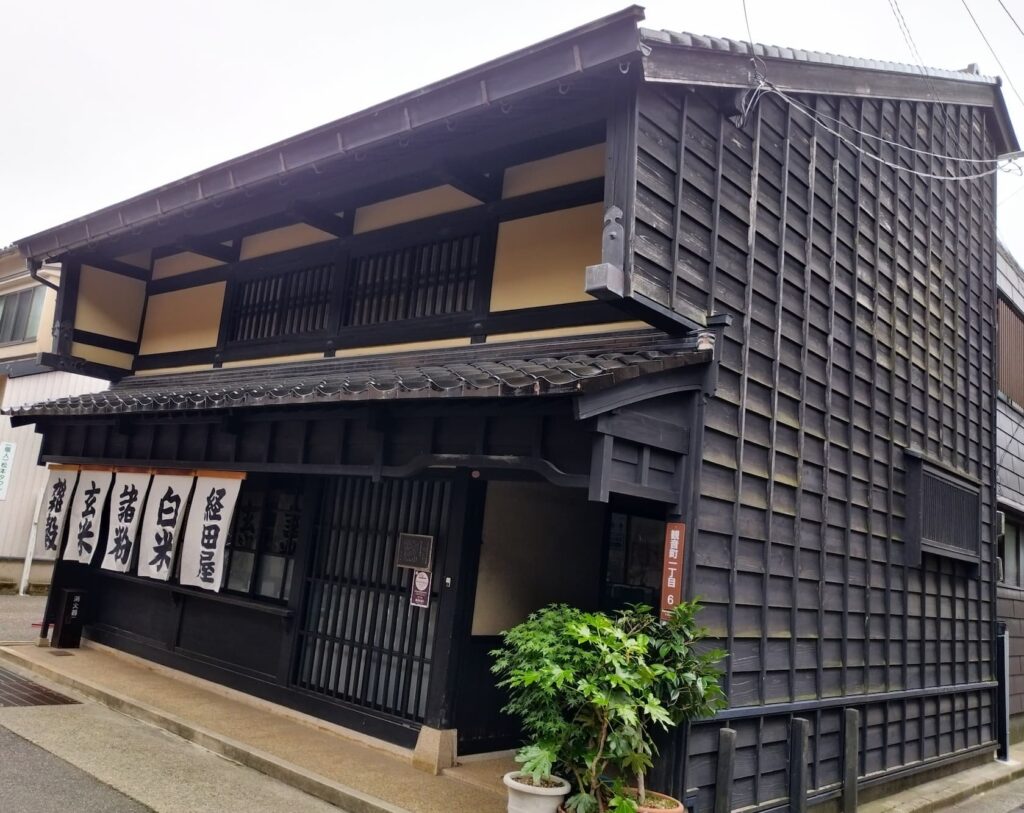 05_Board_siding_Higachi_chaya - 現役通訳ガイドも愛用 | Beyond AI ブログ