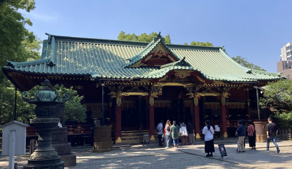 05_copper_roof_Nezu_shrine_1 - 現役通訳ガイドも愛用 | Beyond AI ブログ